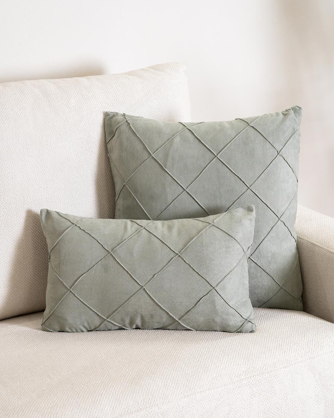 Novo Rombo Cushion Dry Green Suede