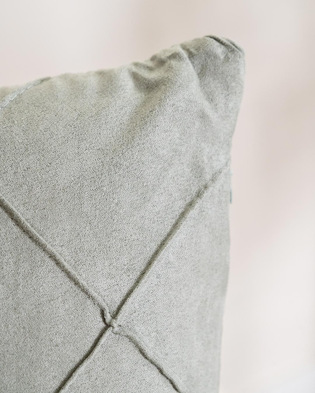 Novo Rombo Cushion Dry Green Suede