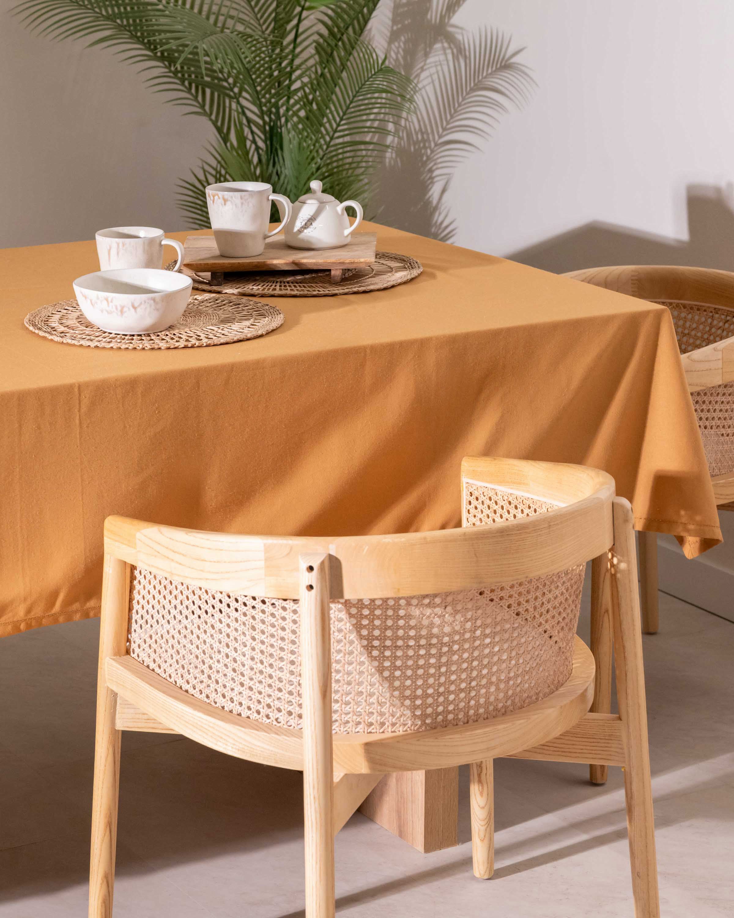 Toalha de mesa de algodão ocre lisa resistente a manchas