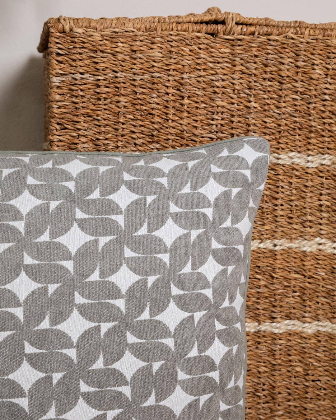 Almofada Jacquard Chenille Keira Verde Seco