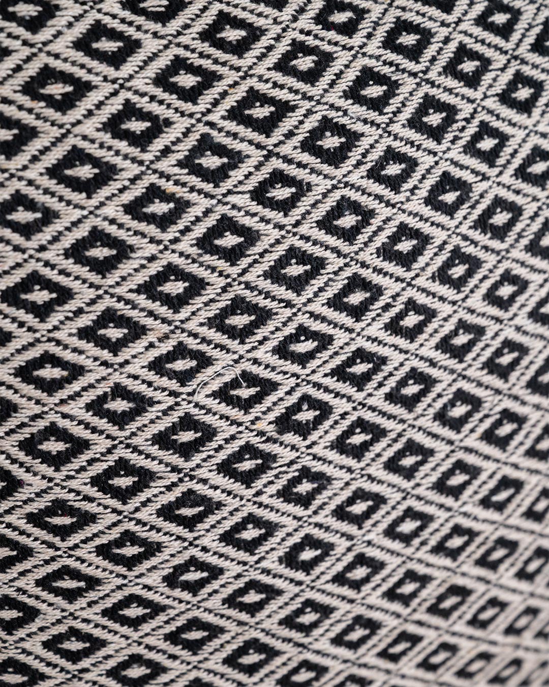 Almofada Rhombite de Algodão Preto