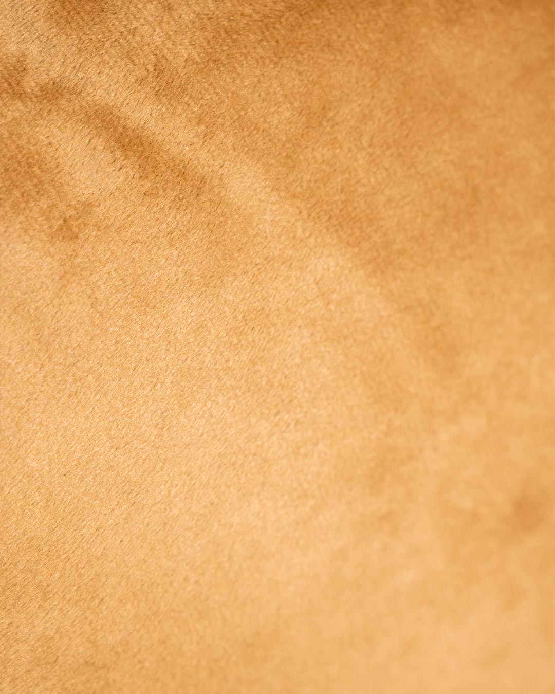 Nova almofada de veludo ocre